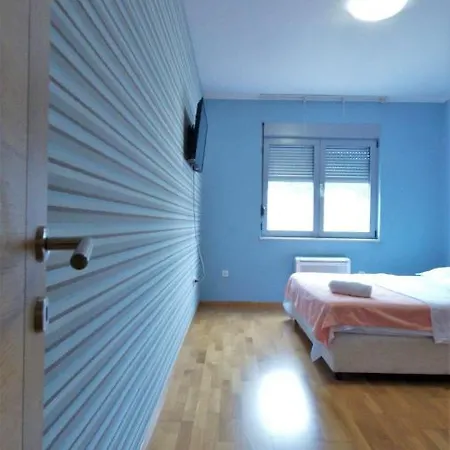 M&l Lux 3-bedroom